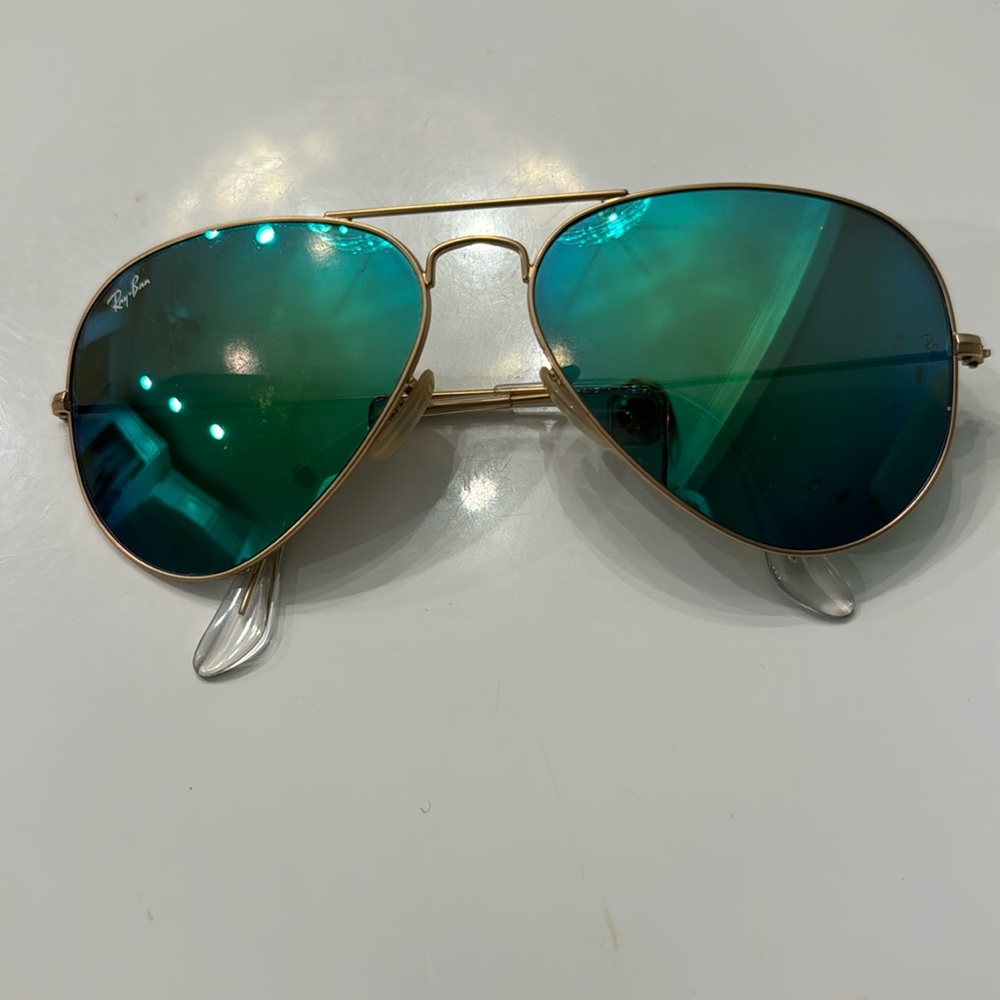 Ray Ban